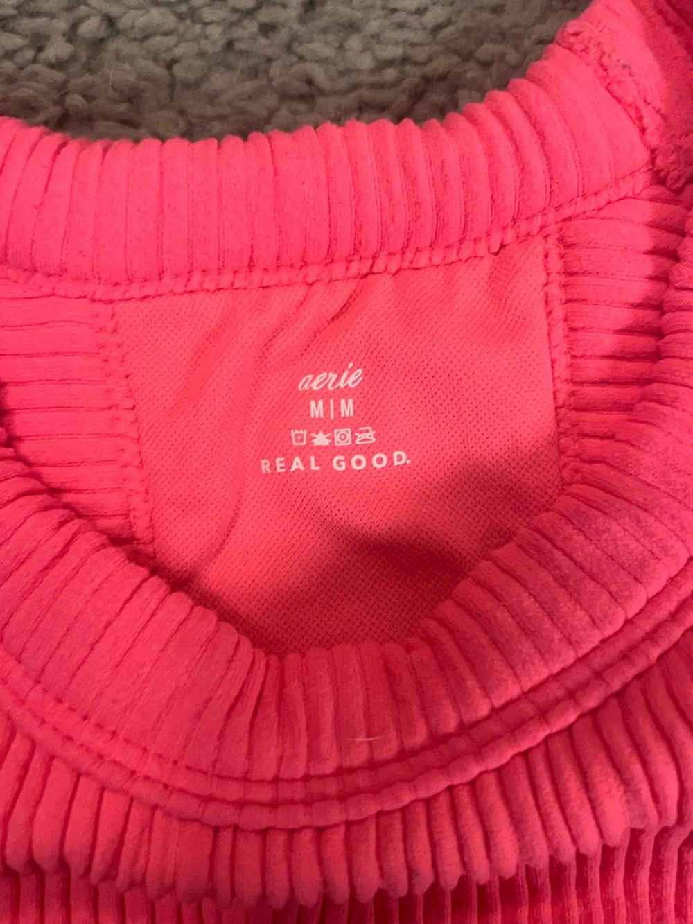 aerie Neon Pink Ribbed Halter Crop Top - Picture 3 of 3